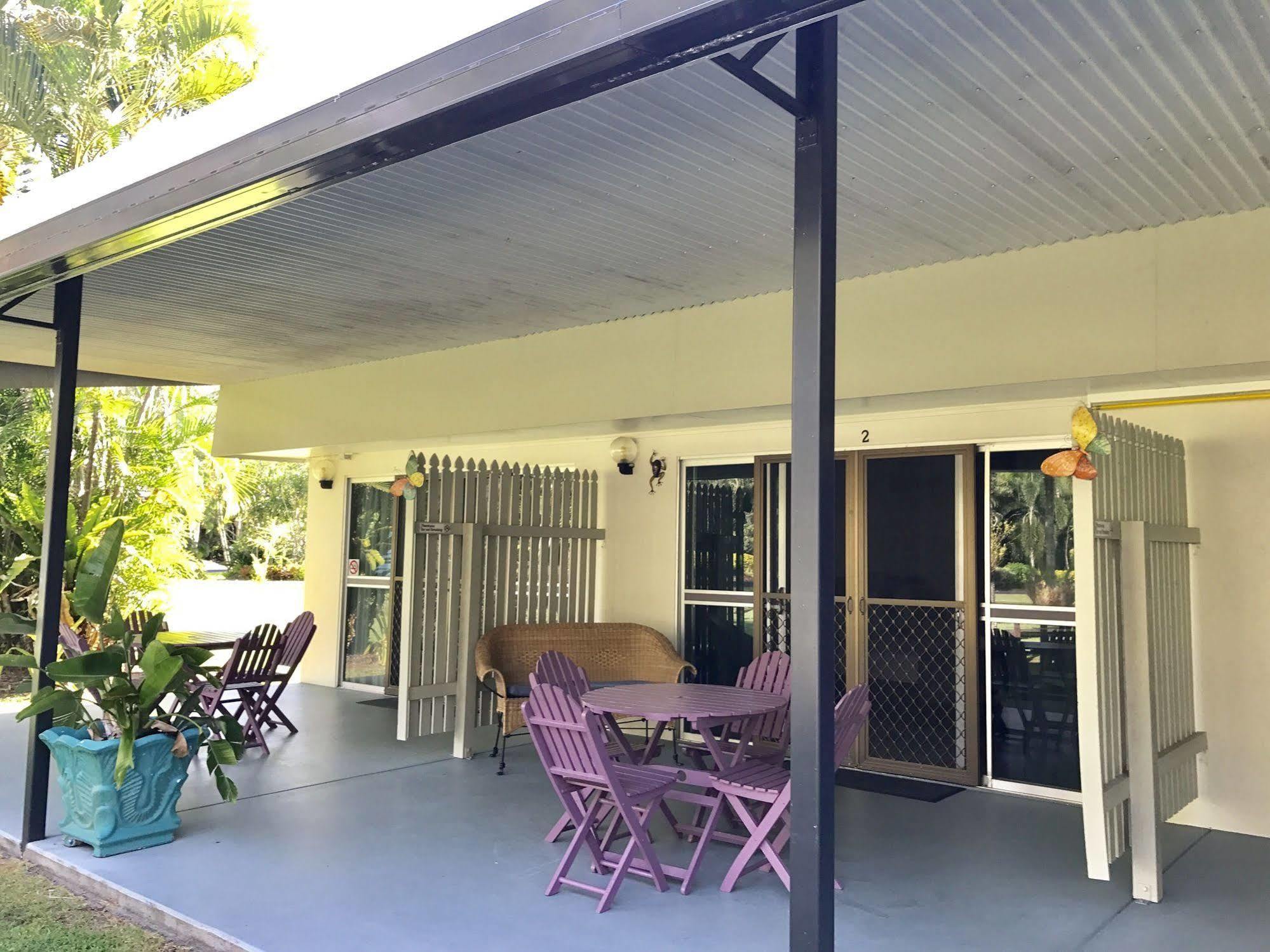 Bramston Beach Motel Exteriér fotografie